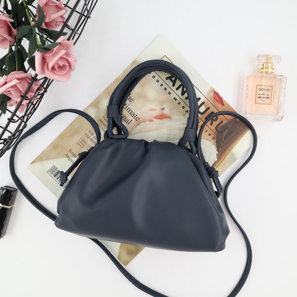 

2020 new fashion handbag leather cloud inclined shoulder bag dumpling bag