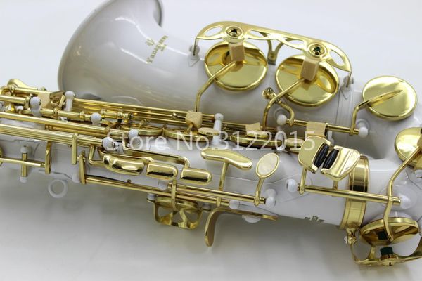 

Saxofone Alto kon5136