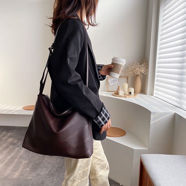 

2020 new women's bag solid color pu shoulder messenger bag fashion casual women shopping ladies big