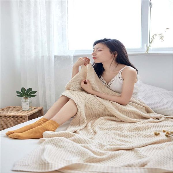

knitted thread blanket honeycomb blending throw blankets woolen yarn office nap tippet summer thin bedspread quilt coverlet