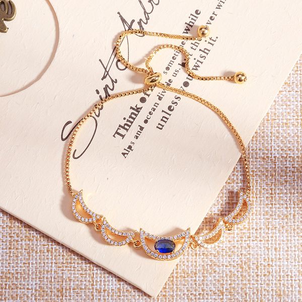 

beaded moon shape rounded pendant bracelet women high-end gift party jewelry, Black