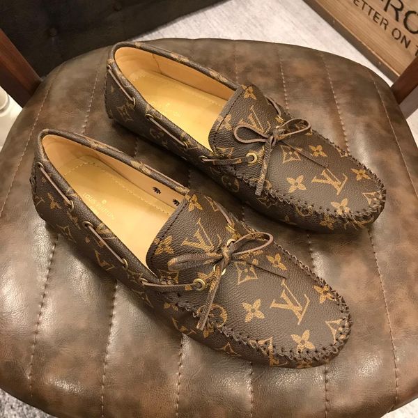 

2020 men's casual slip-on shoes, fashionable casual lazy shoes, luxury designer