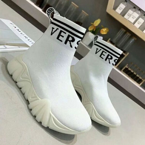 

2020 socks boots mens and womens fashion wild breathable jogging shoes lightweight sports fashion casual shoes size 35-46