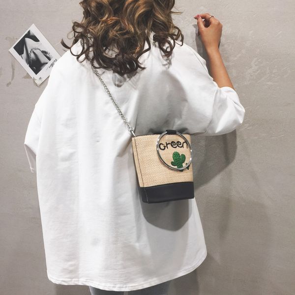 

fashion 2019 casual women's string woven shoulder bag bucket handbag woven bag beach phone shopping