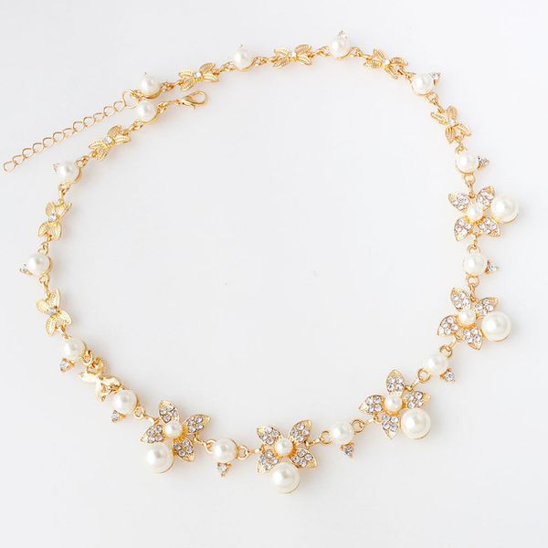 

fashion four leaf beaded necklace glitter rhinestone metal chain fine jewelry women simple trendy party accessories girl gift drop shipping, Golden;silver