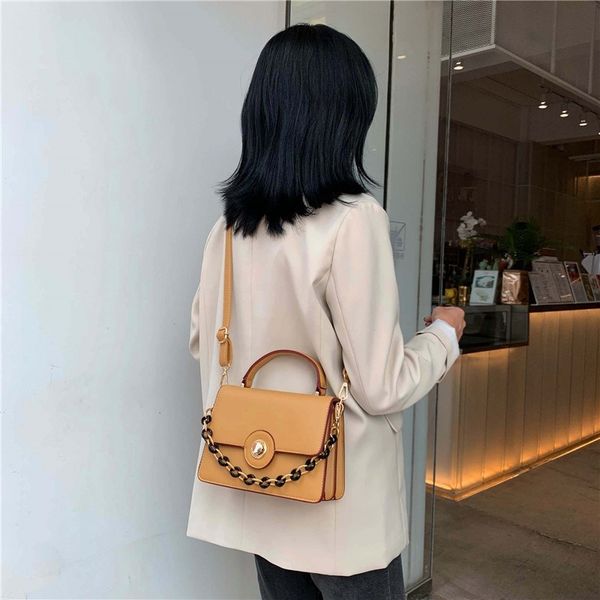 

2020 new women's messenger bag korean fashion wild texture casual ladies chain small square bag