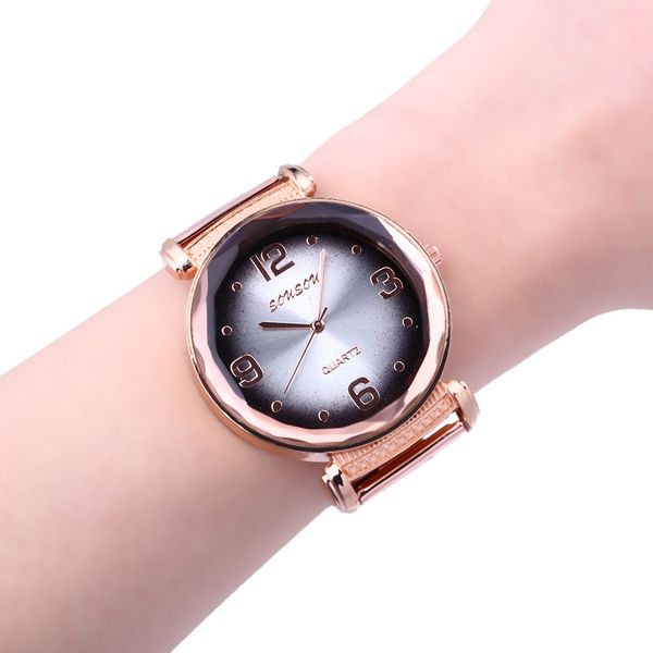 

2019 watch women europe and the united states new high-end fashion ladies watches steel strap saat quartz wristwatch, Slivery;brown