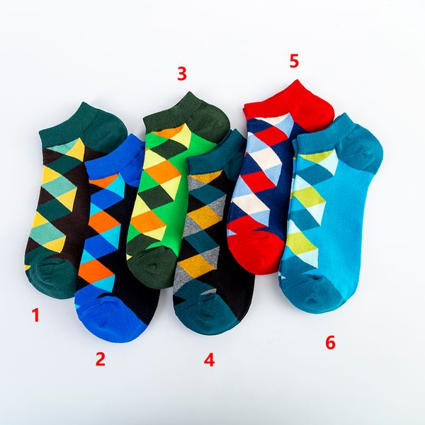 

harajuku happy short socks men's funny avatar combed cotton casual men socks colorful novelty skateboard socks women d19009, Black