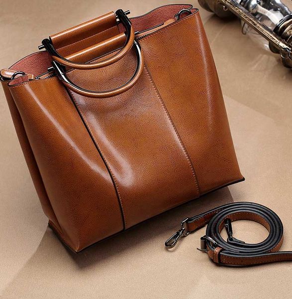 

designer-new fashionable casual leather soft cowhide handbag with shoulder strap