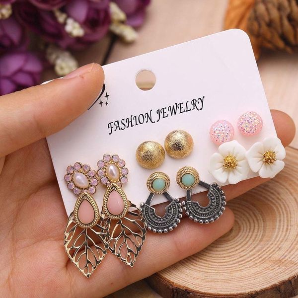 

European And American Style Stud Earring Set Earrings Charm Female Earrings Bohemian Design Brincos Stone Earrings Jewelry 2019