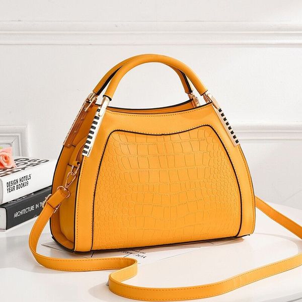 

leather luggage tag 2020 new ladies bag fashion ins simple women's handbag korean version of the wild shoulder messenger bag