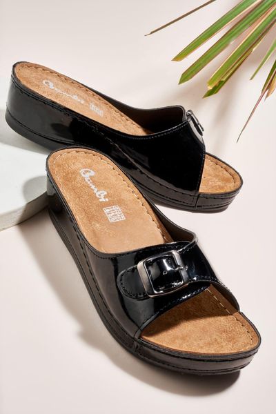 

bambi black female slippers h0529083139