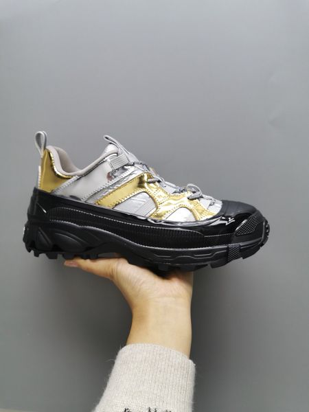 

2020 men and women sports shoes breathable wild leather casual wild non-slip wear-resistant outdoor travel shoes, Red;white