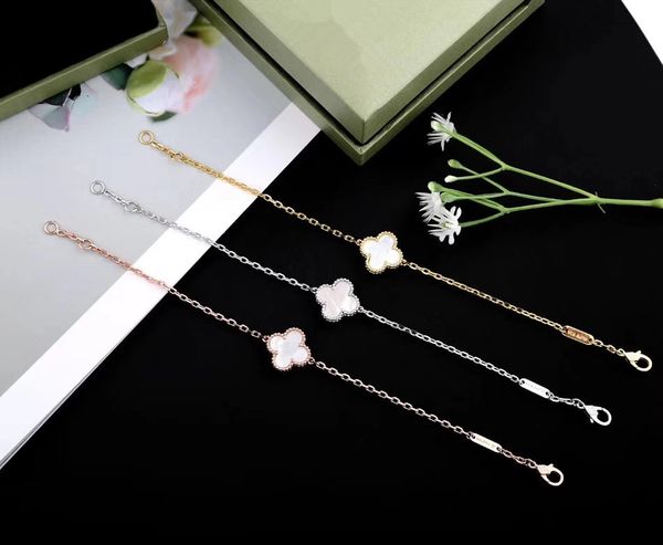 

2020 luxury designer jewelry women bracelets stainless steel clover bracelet brand bangles single flower bracelet jewelry, Golden;silver