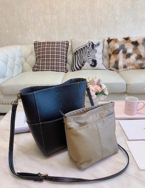 

2020 горячая распродажа новый воловья кожа цвет соответствия сумка европейской и американской моды кожаная сумка мини-камера сумка bag20035