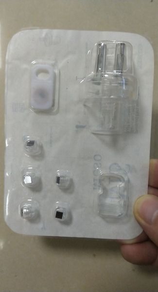 Neueste 3 in 1 EMS Nadelkarten Kostenlose Mesotherapie-Injektion Gesichtslebenslebensschönheit RF Meso-Gun-Verbrauchsmaterialien Hautmaschinenausrüstung