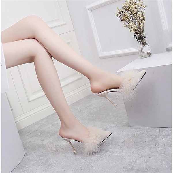 

fleece slippers female 2019 new korean version of the wild pointed stiletto sandals and slippers, Black
