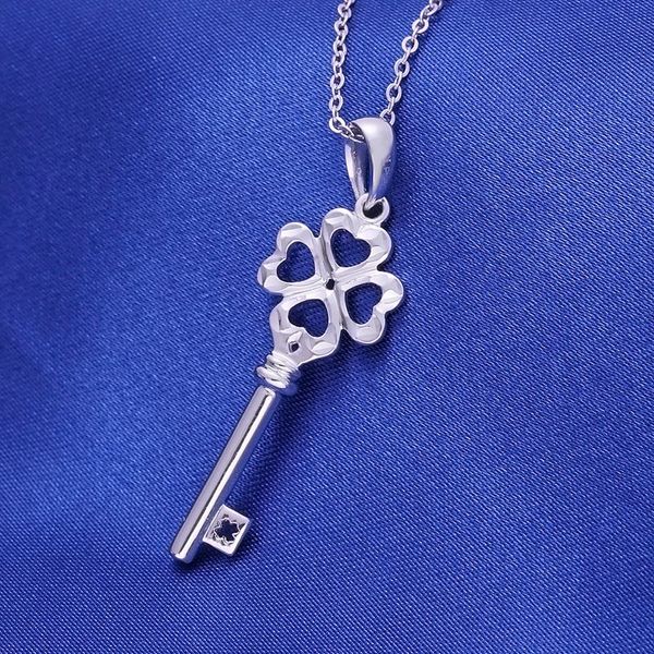 

delicate platinum pt950 white gold key shape pendant charm necklace for women female girl gift fine jewelry, Silver
