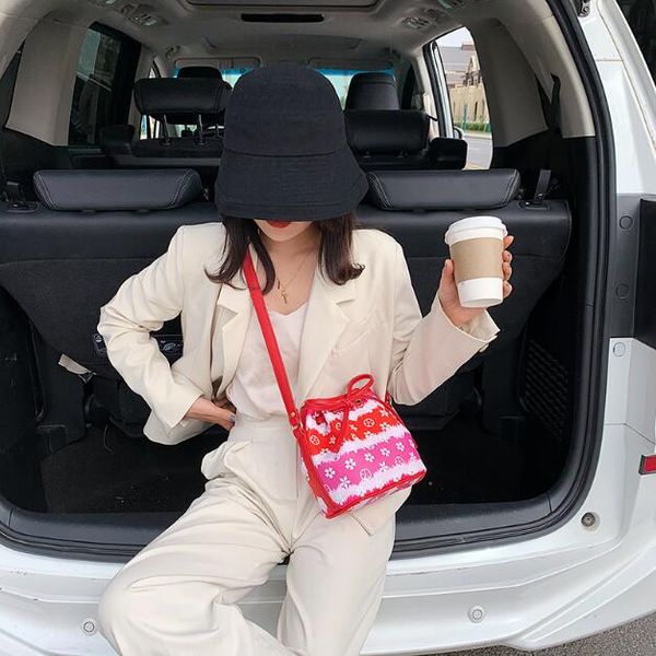 

ins радуга bucket bag женские сумки на ремне новая multicolor сумки малый сумки высокого качества