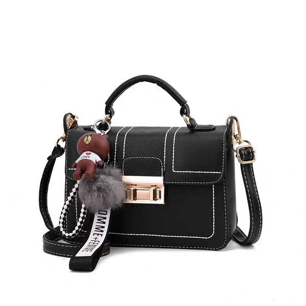 

shoulder strap 2019 female female pu leather mini flip bag female pure black ladies small chain girl girl slung shoulder clutch