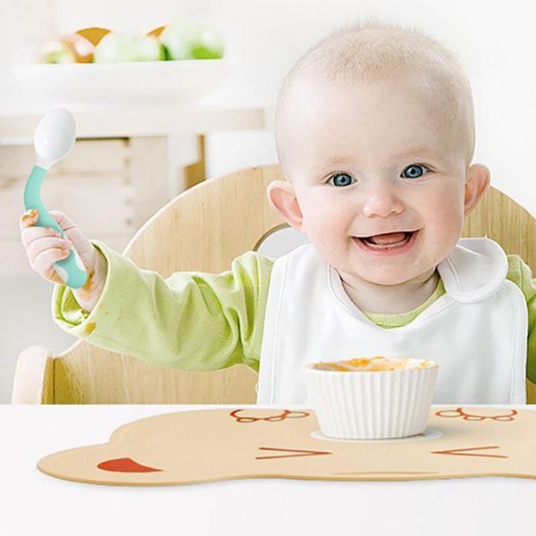 

solid 2 pcs baby feeding spoons bpa soft silicone first stage infant kids spoons training spoons 3 color