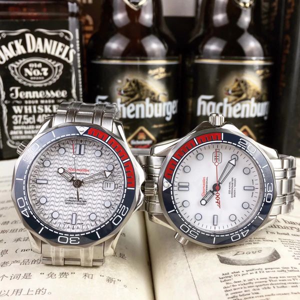 

classic planet ocean 300m series master cal 2500 automatic co axial luxury men watches stainless steel strap sports wristwatch, Slivery;brown