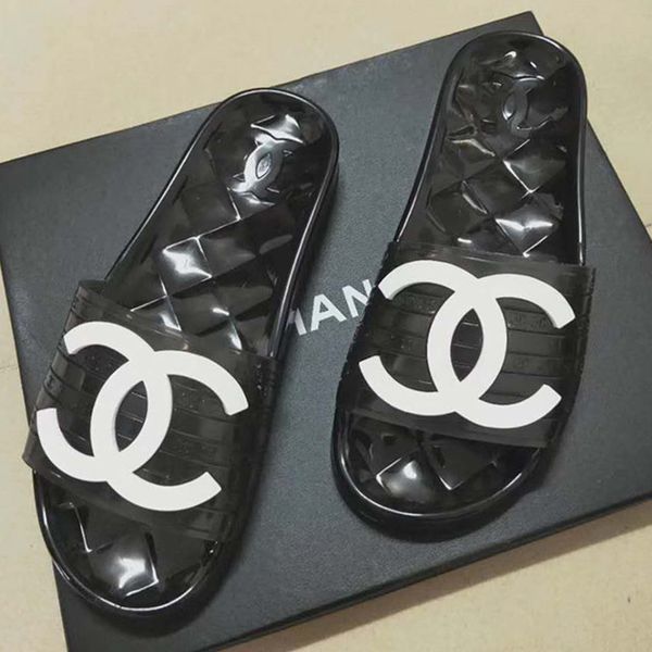 

Высокое Качество Фирменных Женщин Мягкие ПВХ Тапочки Мода Человек Письмо Печати