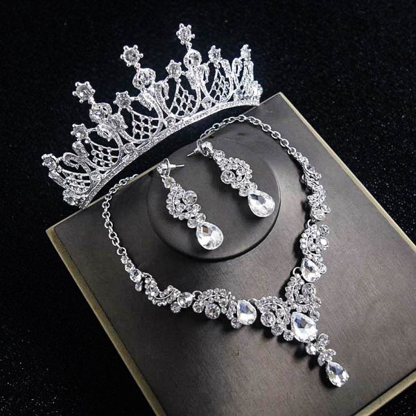 Corona di diamanti con stelle Set di tre pezzi Collana Gioielli da donna Corone di diamanti Accessori da sposa sposa (corona + collana + orecchini)