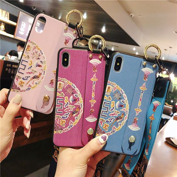 

new trend palace embroidered mobile phone case for iphone 11 pro max xs max xr x 6s 7 8 plus