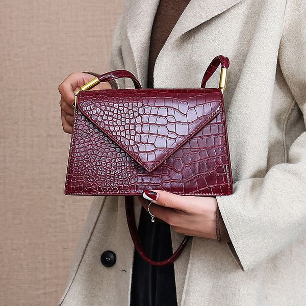 

crocodile pattern women sholder bags simple fashion female messenger bag alligator pu leather crossbody flap hand bag sac a main