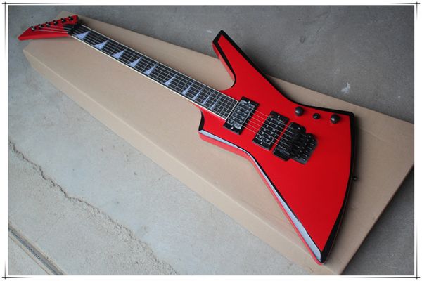 Chitarra elettrica con corpo rosso dalla forma speciale con ponte tremolo, hardware nero, tastiera in palissandro, personalizzabile