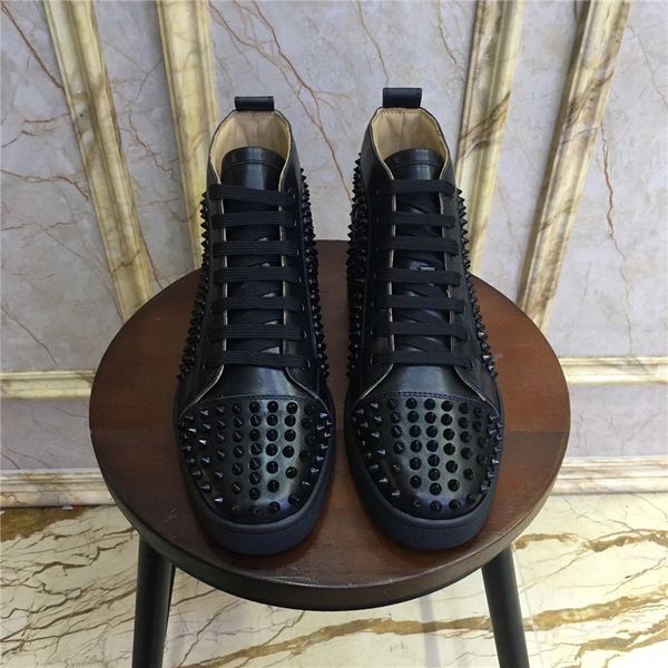 

2019 new european and american designer fashion brand online red men's high-end couple shoes with high-end red background 36-45, Black