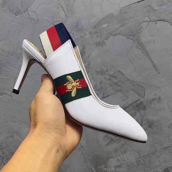 

Новый итальянский бренд летние женские сандалии остроконечные кожаные модные же