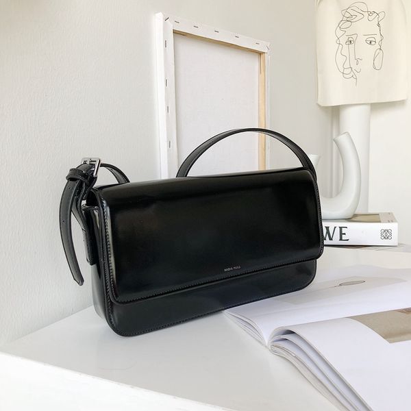 

2020 electro-optic bright color lady leather messenger bag with cover armpit bag shoulder oblique cross square female