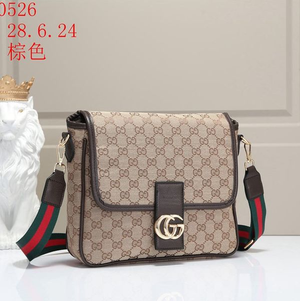 

fashion luxury shoulder bag brand cross body message pack womens mens handbag 2 colors outdoor basic fannypack xaa zx b105116z
