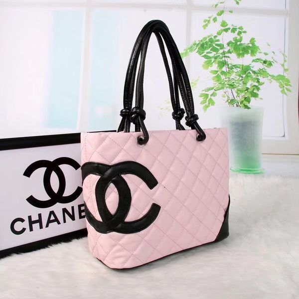 

2020 high-quality selling international famous designer luxury women handbag handbag handbag fashion diagonal soho bag disco bag 43