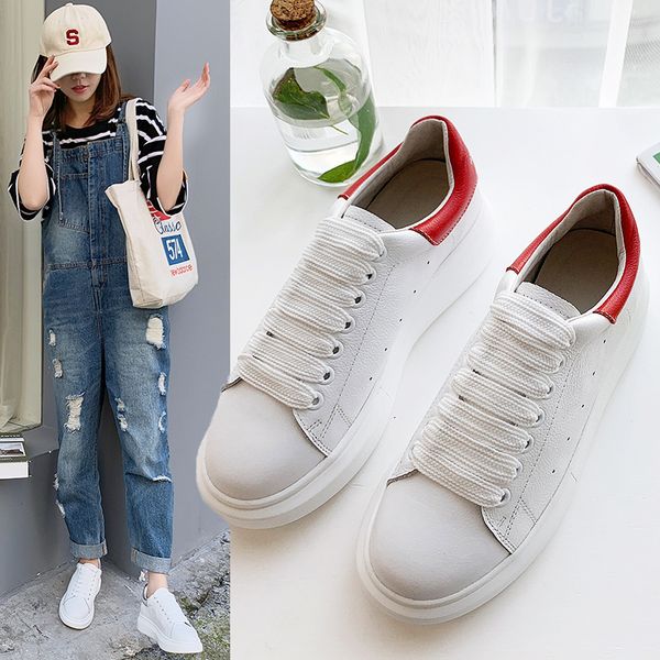 

thicksoled leather and white shoes for women in spring 2019, Black