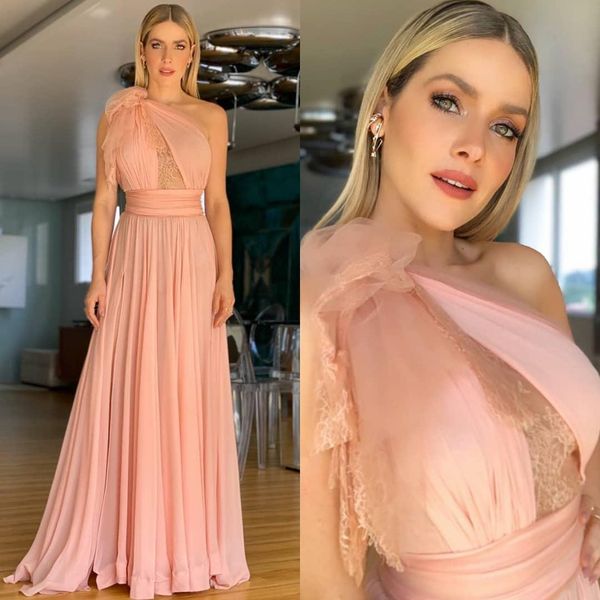 Abiti da damigella d'onore economici in pizzo rosa arabo 2020 Abiti da cerimonia in chiffon a trapezio con una spalla Abiti da sera eleganti per feste formali