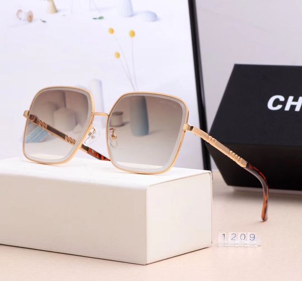 

2020 new sunglasses male designer metal retro sunglasses fashion style square full frame uv 400 lens with original frame, White;black