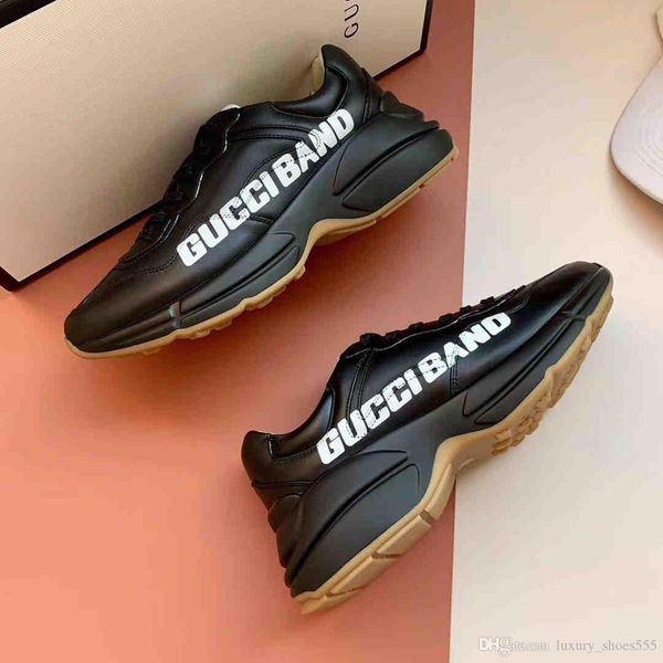 

r luxury leather casual sneakers, fashionable rhyton sneakers, comfortable and versatile, size 35-45 (with original box),ss