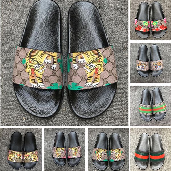 

2019 Fashion Luxury Womens Designer Sandals New Ace Shoes Men's Mules Cartoon Duck Flowers Youth Designer Slides Slippers Flats