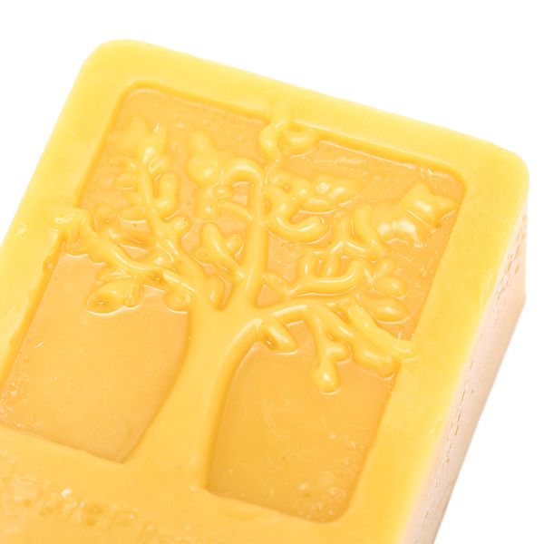 

70x54x29mm 100% органический 95g упаковка натуральный чистый желтый пчелиный воск гранулы мед косметический класс срок годности при хранении