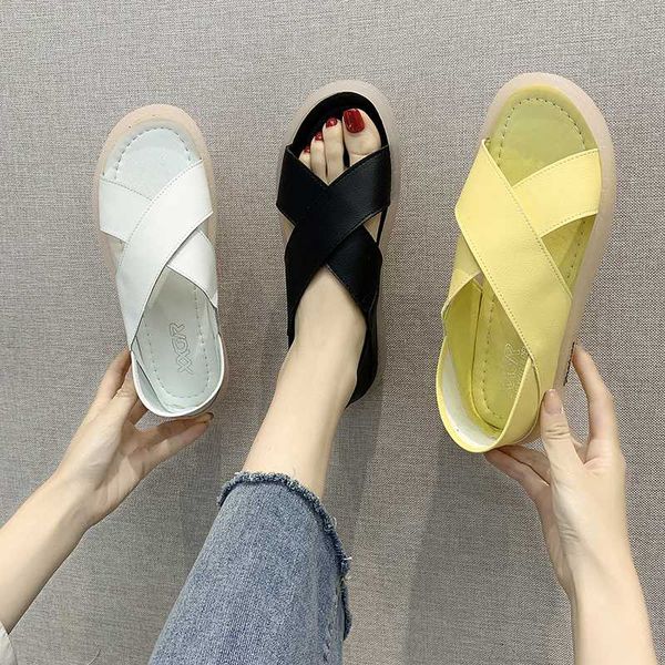 

women's cutout sport flat sandals beach slippers stylish high quality