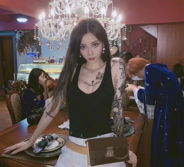 

2020 классический талии мешок, мешок груди, съемный ремень с chain.size