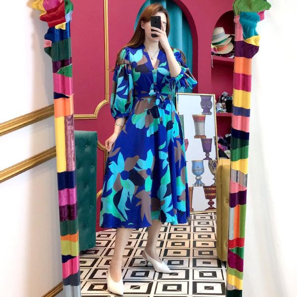 

gruiiceen корейская печать элегантных женщин v-образным вырезом платье фонарь рукав зашнуровать платье с поясом длиной макси платье, White;black