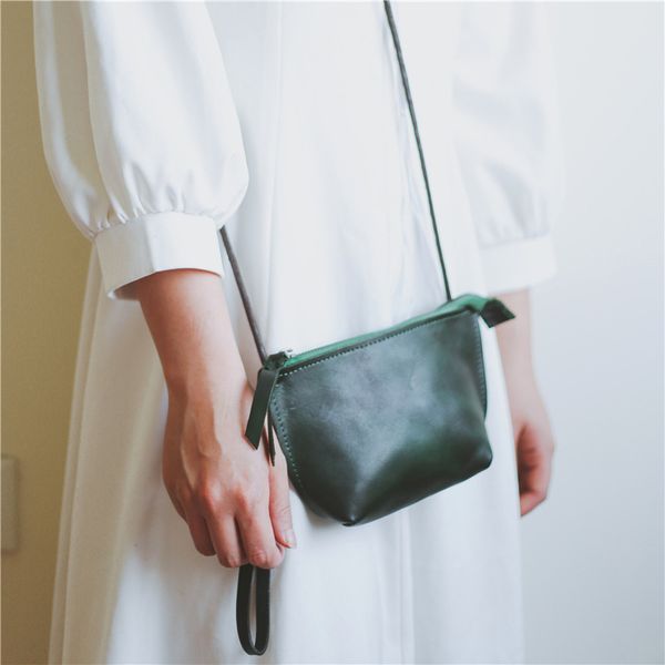 

2020 new simple fashion crossbody bag small square bag leather shoulder handbag small square female
