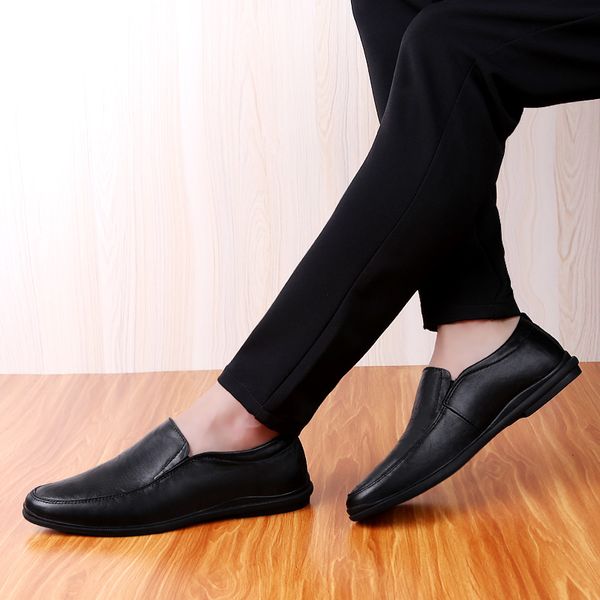

brand comfortable wear-resistant leather shoes casual authentic handmade loafers luxury self-driving travel shoes, Black