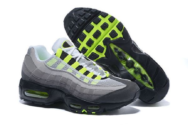 

Sapatos ocasionais yeezies