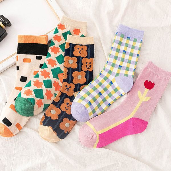

women standard sock cartoon ladies floral socks colorful crew casual plaid cotton girls spring vintage flower skarpetki, Black;white