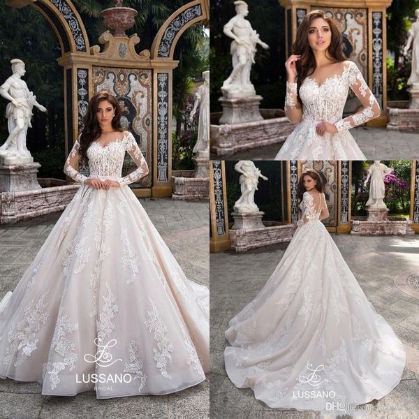 Designer-Hochzeitskleider mit arabischer Spitze und Applikationen, 2019, elegante, langärmelige Brautkleider, Kirchenzug-Hochzeitskleid nach Maß